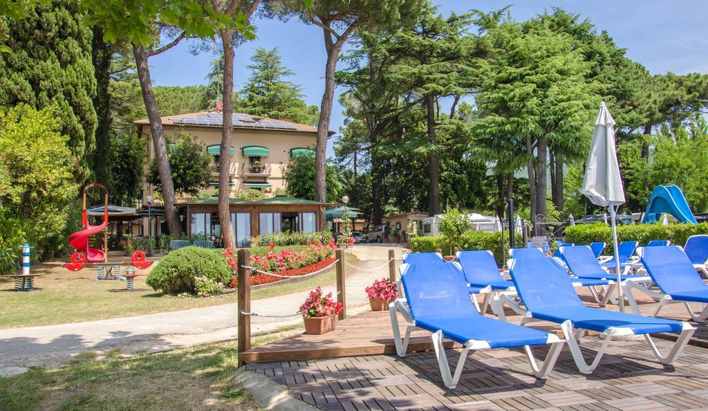 Hotel Kursaal Passignano sul Trasimeno Exterior foto