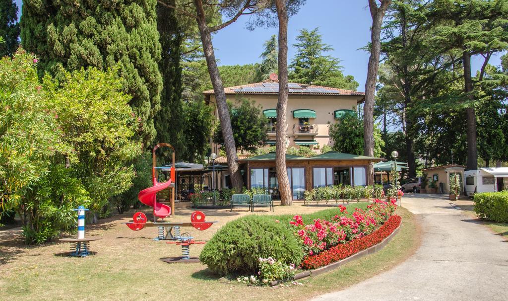 Hotel Kursaal Passignano sul Trasimeno Exterior foto